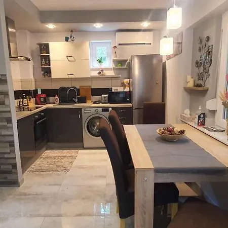 In - Balaton 44883 * Keszthely