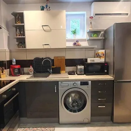 Ferienhaus In - Balaton 44883 *