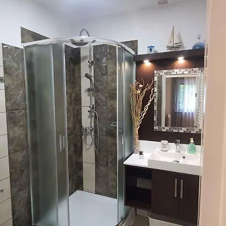 بيت للعطل In - Balaton 44883 *